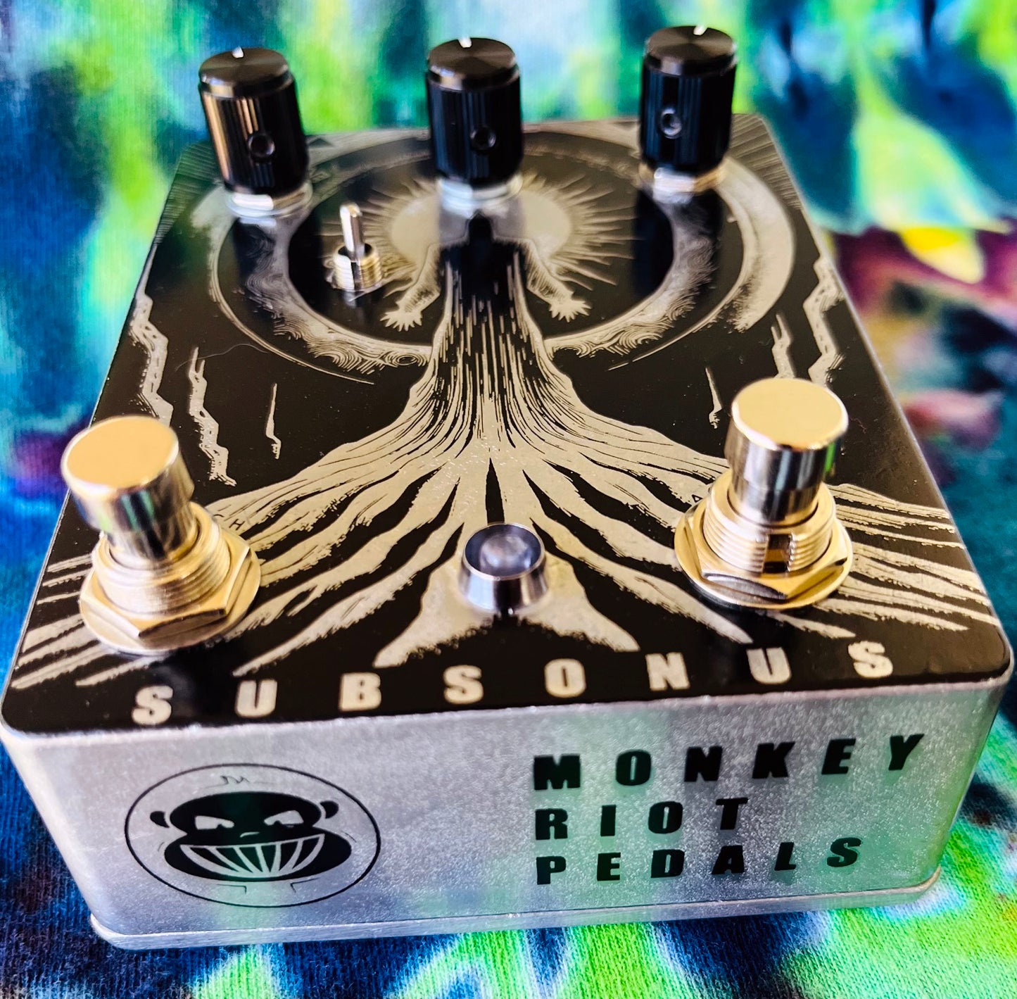 Subsonus Synth Sub Octave Fuzz